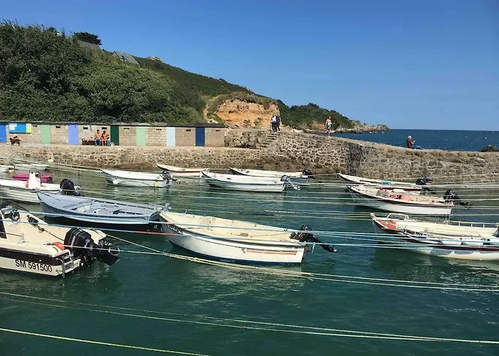 Beautiful 10p Normandy , Near St Vaast La Hougue *