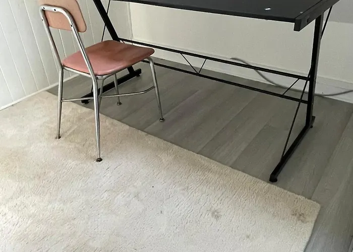 Beautiful 10p Normandy , Near St Vaast La Hougue * Le Vast